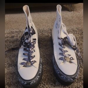 Vintage Miley Cyrus converse platforms